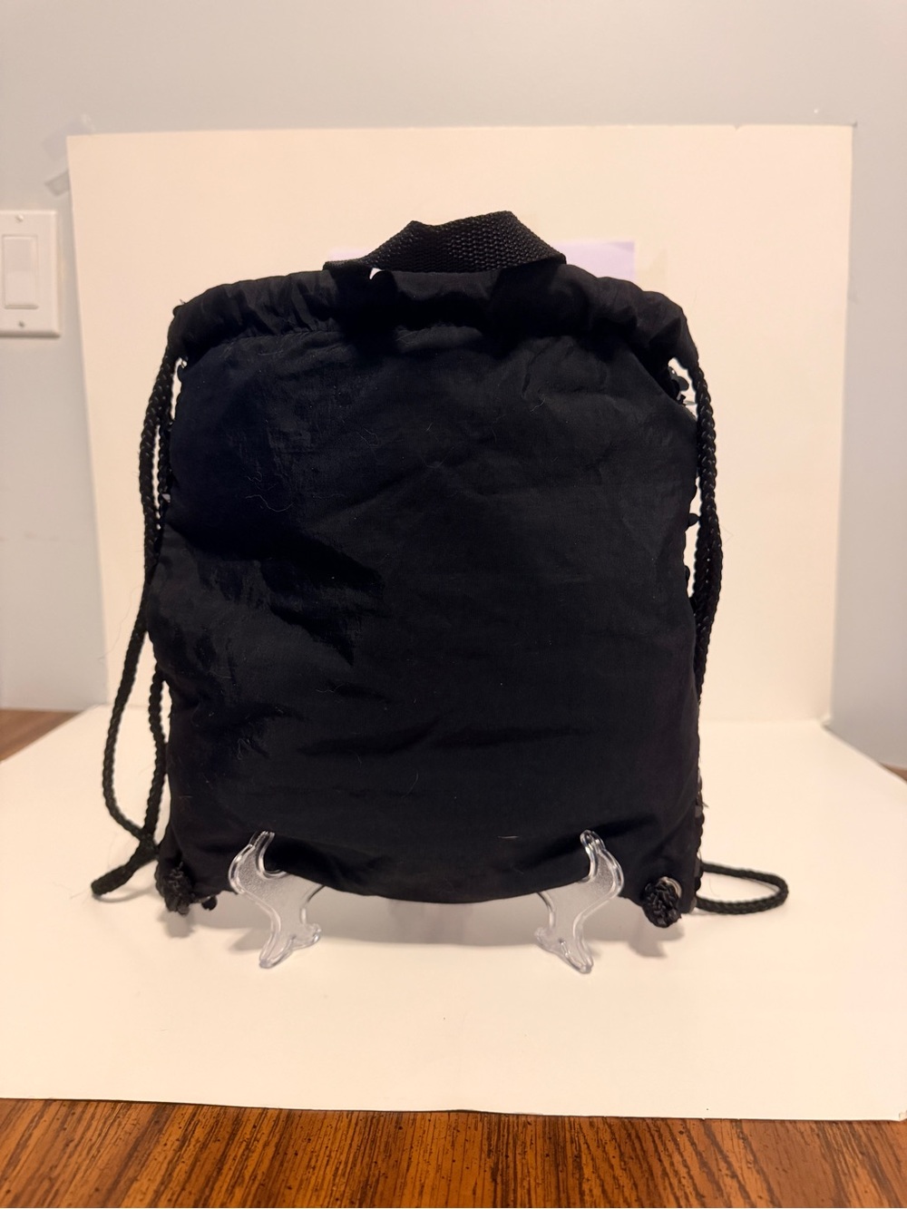 Black Sequined Drawstring Backpack - Picture 3 of 7